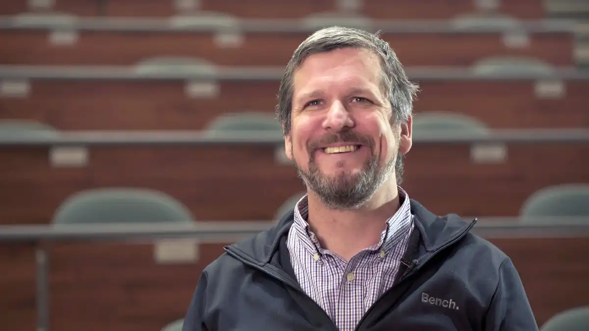 Armand Belanger headshot